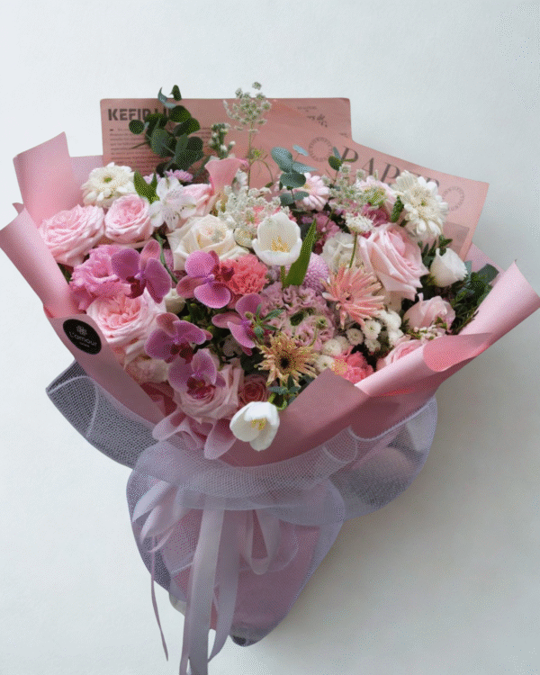 B020 - Bó hoa hồng tone hồng kem