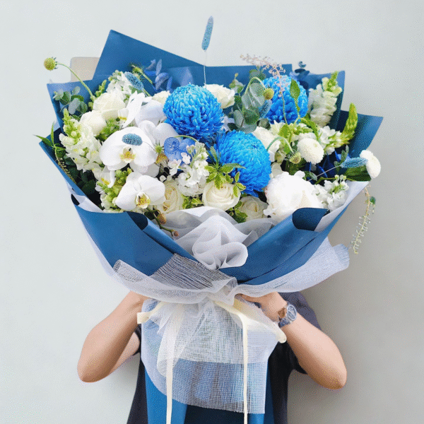 B003- Bó hoa Cúc Xanh – Lan Hồ Điệp Trắng