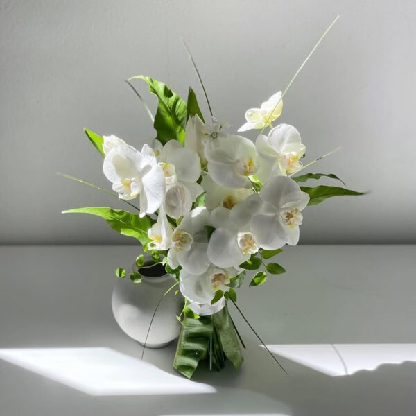 056 - Bó hoa cưới Lan Hồ Điệp