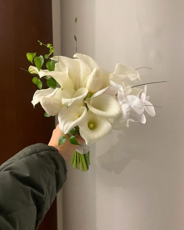 047 - Bó hoa cưới Calla Lilly & Lan hồ điệp
