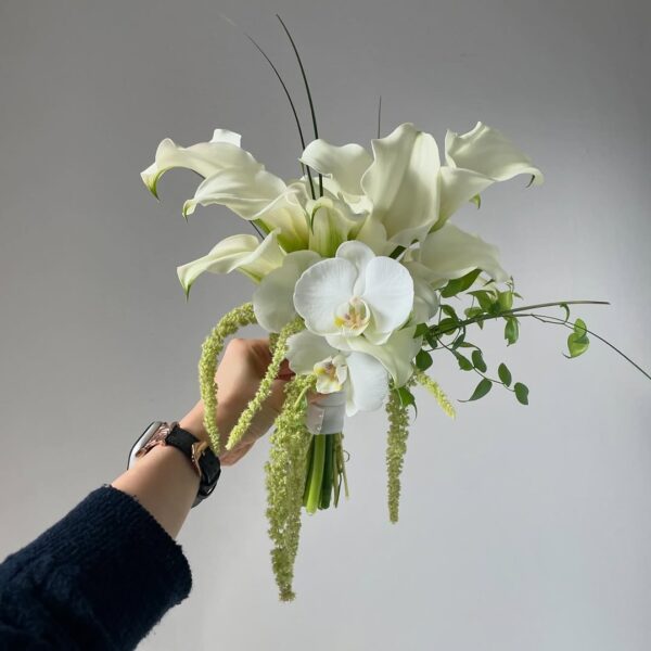 046 - Bó hoa cưới Calla Lilly & Lan hồ điệp