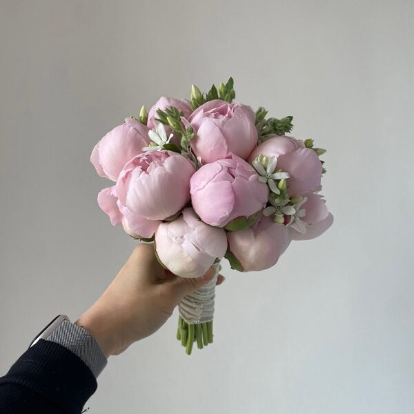 043 - Bó hoa cưới Peony hồng pastel